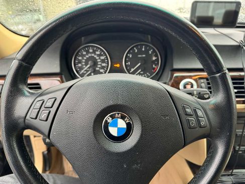 Used 2006 BMW 325i Sedan image 12