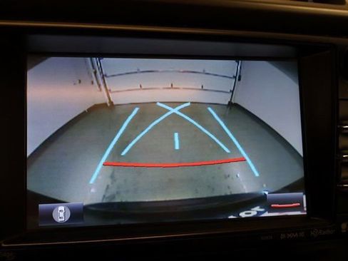 Used 2017 Toyota RAV4 Limited image 26