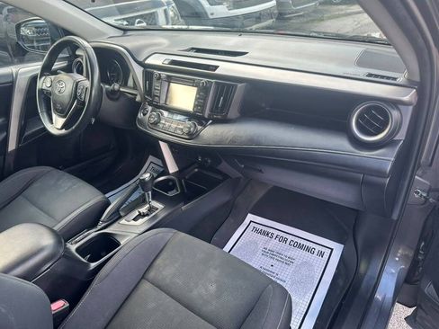 Used 2018 Toyota RAV4 XLE w/ Plus Extra Value Package AWD/4WD image 13