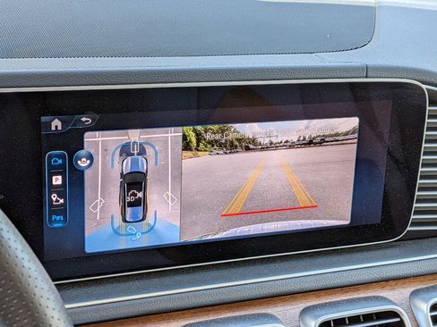 Certified 2025 Mercedes-Benz GLS 450 4MATIC image 22