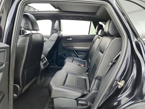 Used 2021 Volkswagen Atlas Cross Sport SE w/ Panoramic Sunroof Package AWD/4WD image 24