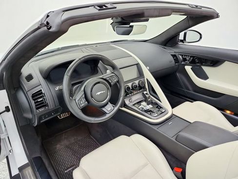 Certified 2024 Jaguar F-TYPE R AWD/4WD image 30