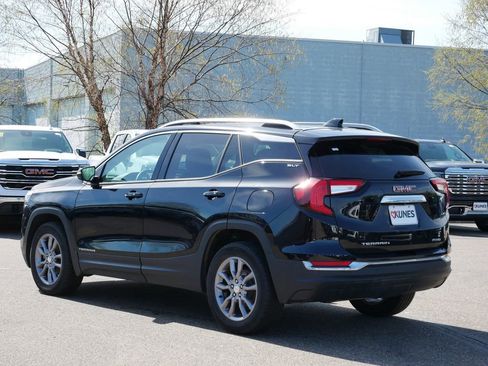Used 2023 GMC Terrain SLT w/ Infotainment Package II AWD/4WD image 8