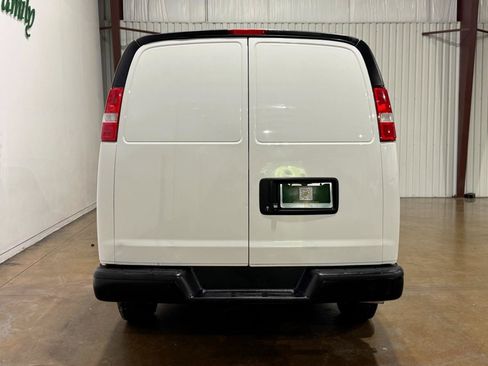 Used 2020 Chevrolet Express 2500 w/ Driver Convenience Package RWD image 6