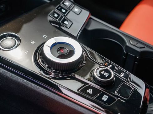 Certified 2024 Kia Sportage SX Prestige image 20