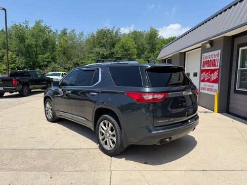 Used 2019 Chevrolet Traverse Premier AWD/4WD image 3