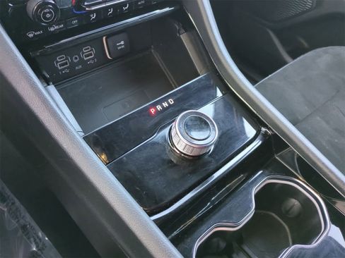 Certified 2023 Jeep Grand Cherokee L Laredo image 31