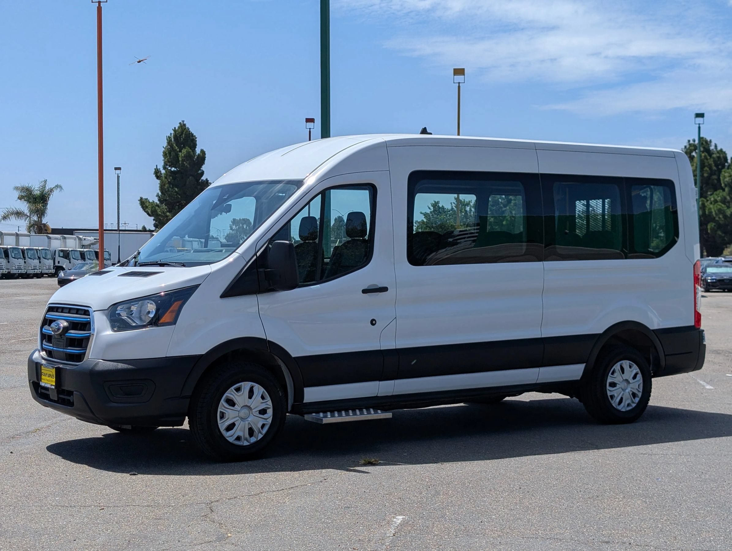 Used 2023 Ford E-Transit Medium Roof RWD image 14