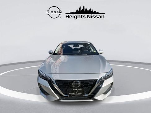 Used 2023 Nissan Sentra SV image 4