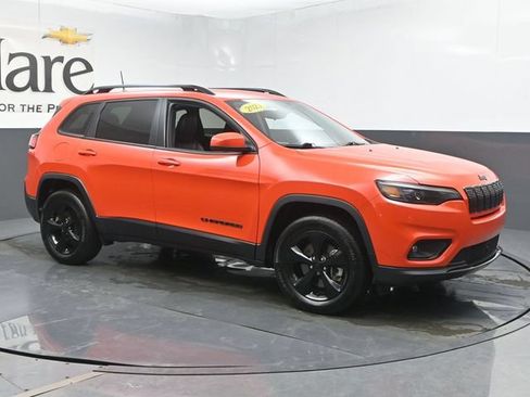 Used 2021 Jeep Cherokee Latitude Plus AWD/4WD image 6