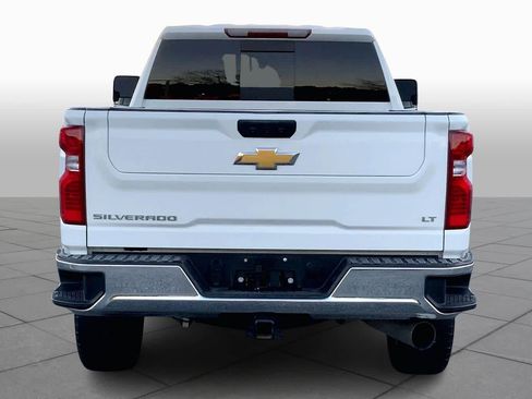 Used 2024 Chevrolet Silverado 2500 LT image 4