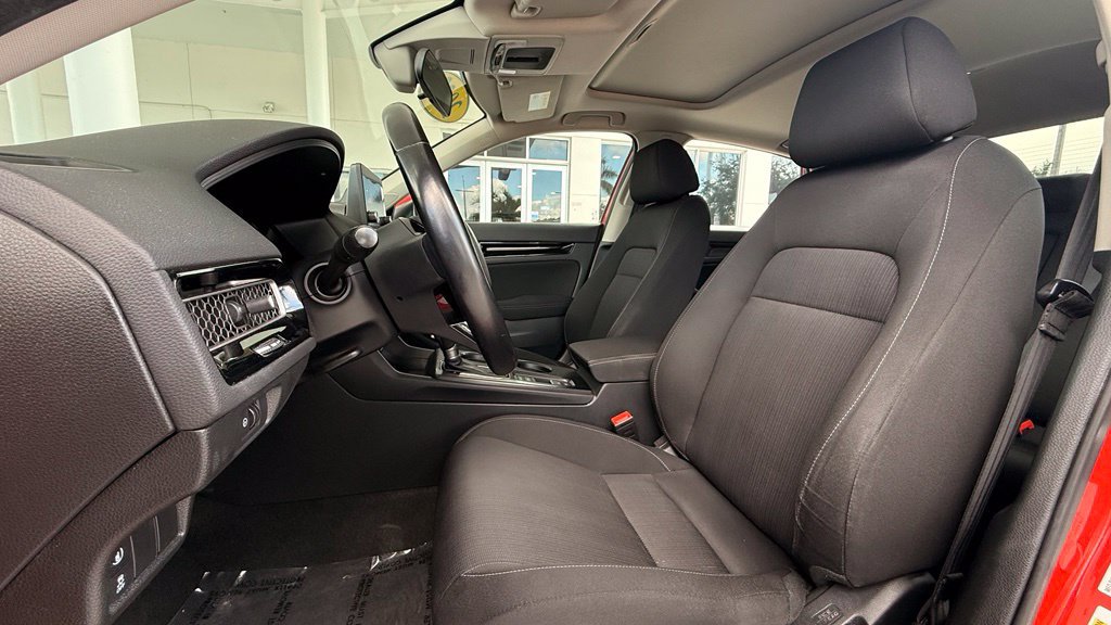 Used 2022 Honda Civic EX image 4