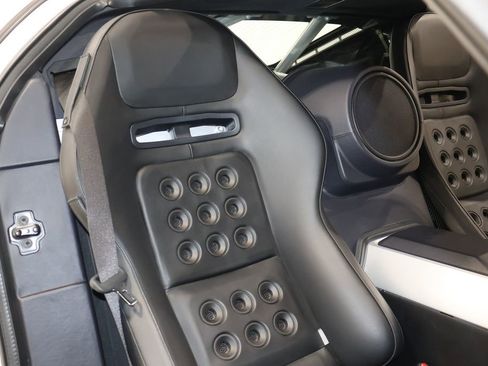 Used 2005 Ford GT image 31