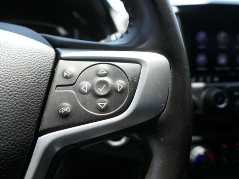 Used 2022 GMC Terrain SLT w/ Tech Package FWD image 16