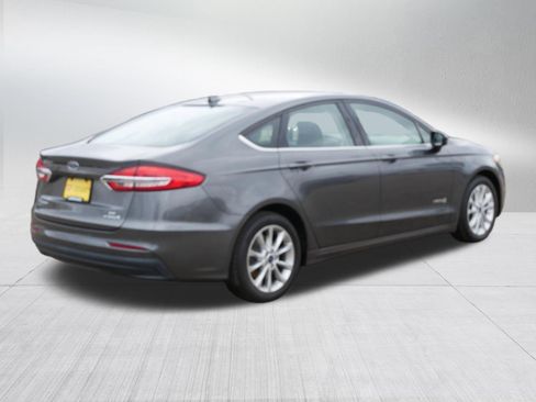 Certified 2019 Ford Fusion SE image 7