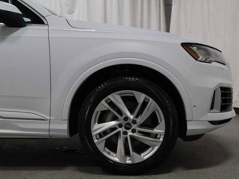 Used 2023 Audi Q7 3.0T Prestige w/ Prestige Package AWD/4WD image 11