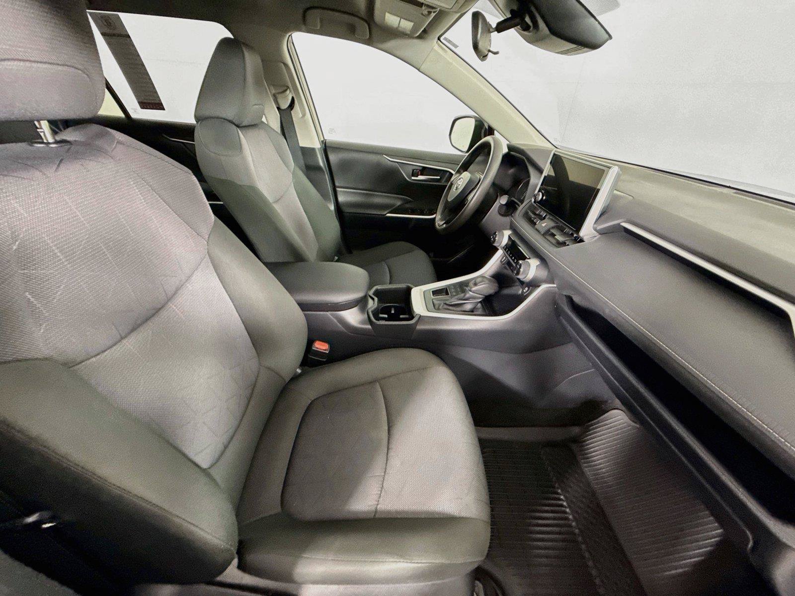 Certified 2025 Toyota RAV4 XLE AWD/4WD image 42