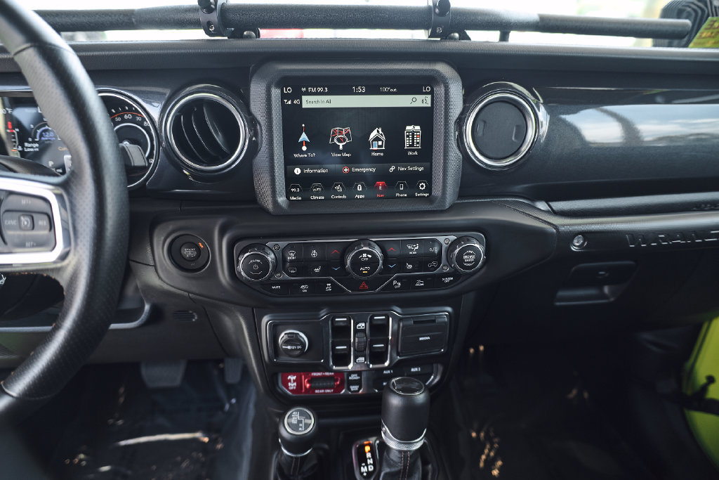 Used 2023 Jeep Wrangler Unlimited Rubicon 392 w/ Xtreme Recon 35" Tire Package AWD/4WD image 29