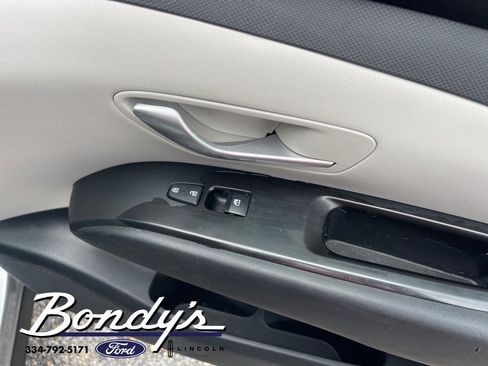 Used 2022 Hyundai Tucson SEL image 24
