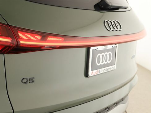 New 2025 Audi Q5 Prestige image 28