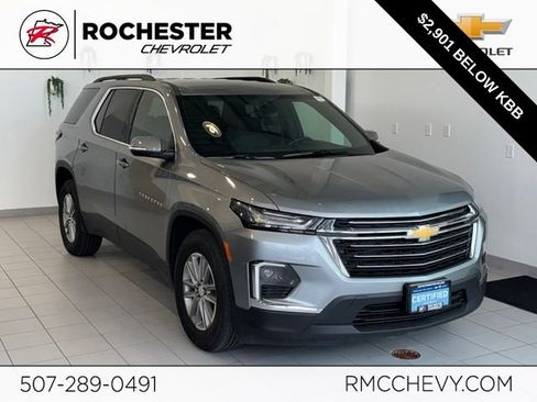 Certified 2023 Chevrolet Traverse LT AWD/4WD image 1