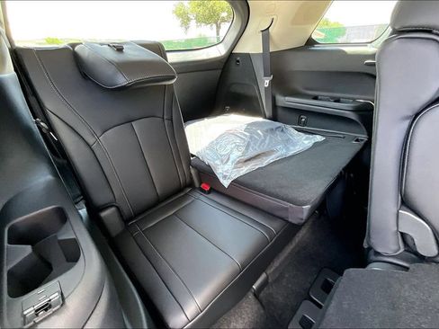 New 2027 INFINITI QX60 Luxe FWD image 37