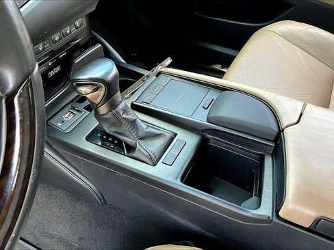 Used 2019 Lexus ES 350 w/ Accessory Package 2 FWD image 18