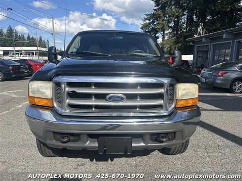 Used 1999 Ford F250 Lariat image 2