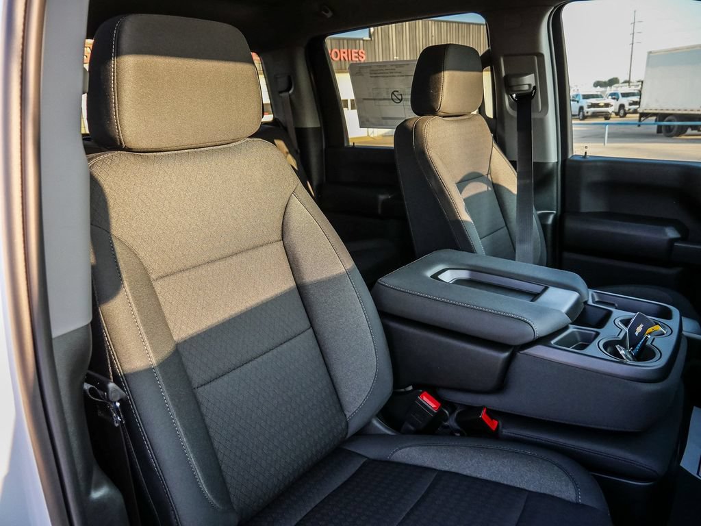 New 2026 Chevrolet Silverado 2500 Custom w/ Custom Value Package AWD/4WD image 22