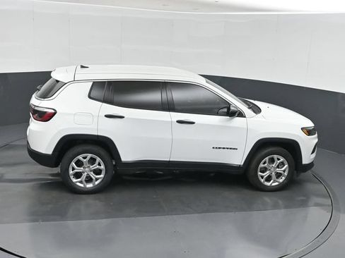 Used 2025 Jeep Compass Sport AWD/4WD image 30