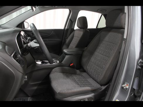 Certified 2024 Chevrolet Equinox LT FWD image 5
