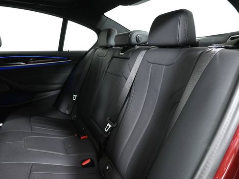 Used 2023 BMW 540i xDrive w/ M Sport Package image 5