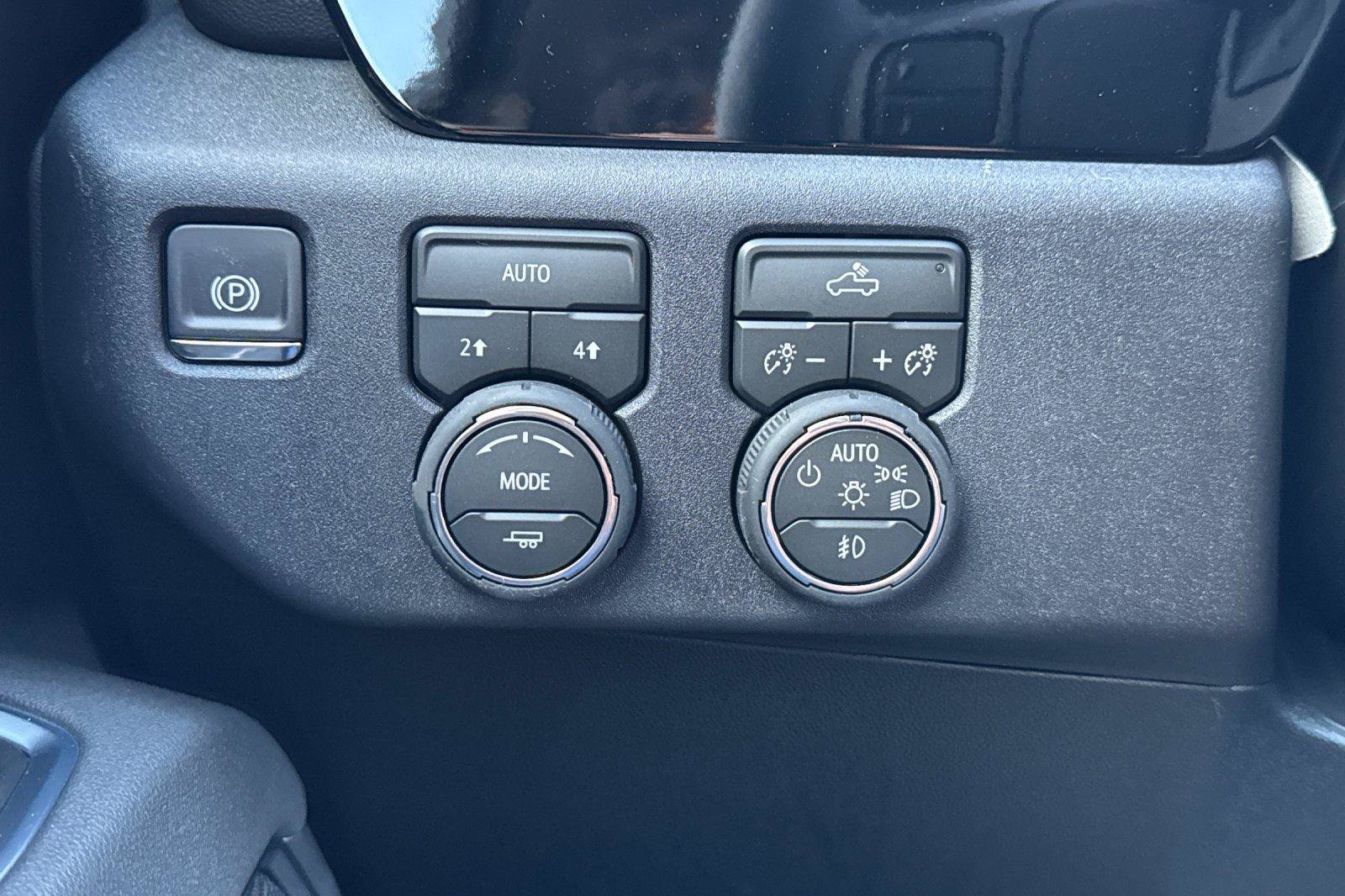 New 2026 Chevrolet Silverado 1500 RST w/ RST Select Package AWD/4WD image 32