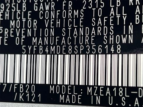 Used 2025 Toyota Corolla LE image 31