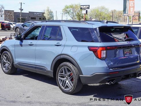 Used 2025 Ford Explorer ST w/ Sun And Sound Package image 21