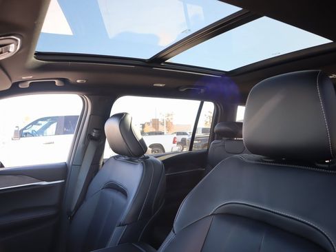 New 2025 Jeep Grand Cherokee L Limited image 17