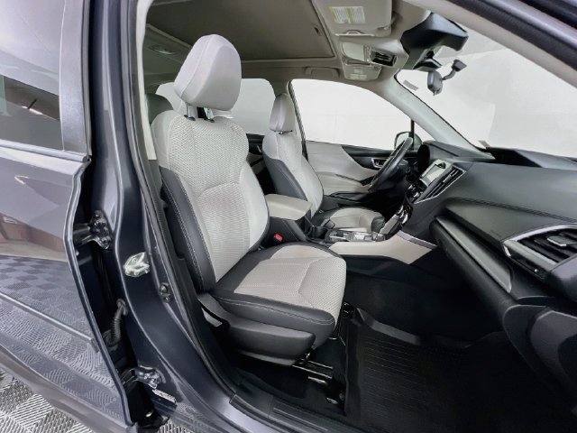 Used 2022 Subaru Forester Premium AWD/4WD image 27