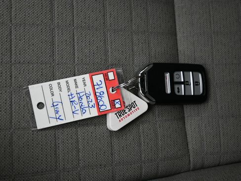 Used 2023 Honda HR-V LX image 25