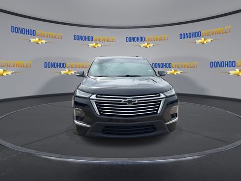 Used 2023 Chevrolet Traverse Premier image 6