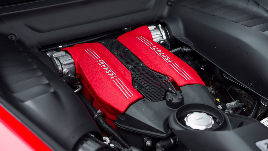 Used 2018 Ferrari 488 GTB RWD image 28