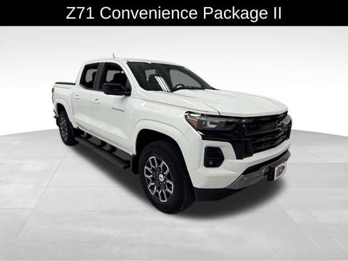 Certified 2023 Chevrolet Colorado Z71 w/ Z71 Convenience Package 2 AWD/4WD image 8