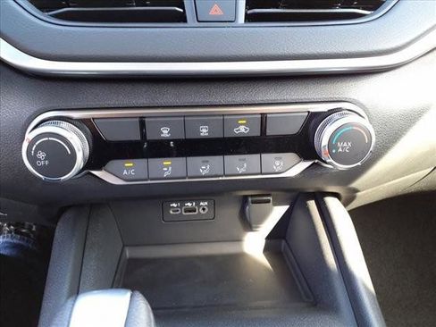 New 2025 Nissan Altima 2.5 S image 13