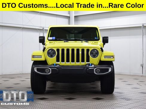 Used 2022 Jeep Wrangler Unlimited Sahara w/ Cold Weather Group AWD/4WD image 2