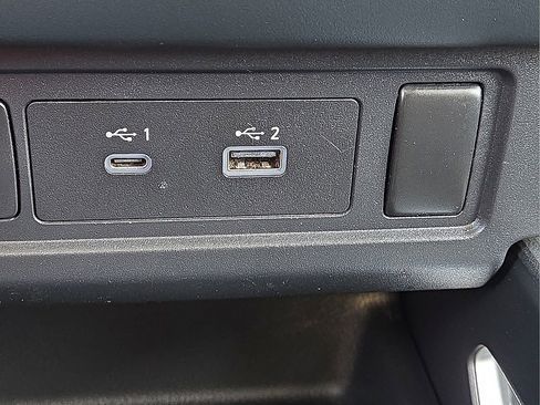 Used 2022 Nissan Frontier SV image 24