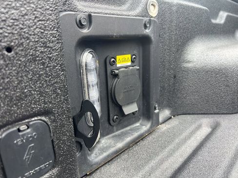 Used 2024 Ford Maverick Tremor w/ Tremor Off-Road Package image 17