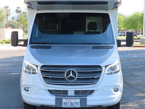 Used 2019 Mercedes-Benz Sprinter 170 image 2