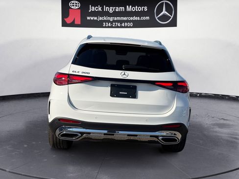New 2026 Mercedes-Benz GLC 300 image 4