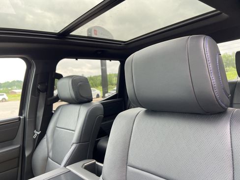 Used 2026 Toyota Tundra Platinum AWD/4WD image 14