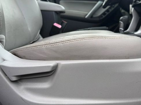 Used 2014 Subaru Forester 2.5i Limited image 36