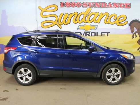 Used 2015 Ford Escape SE w/ Equipment Group 201A AWD/4WD image 1